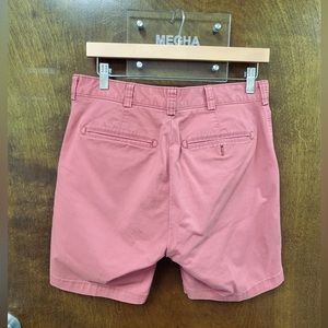 Men’s Salmon Colored Shorts Size 32